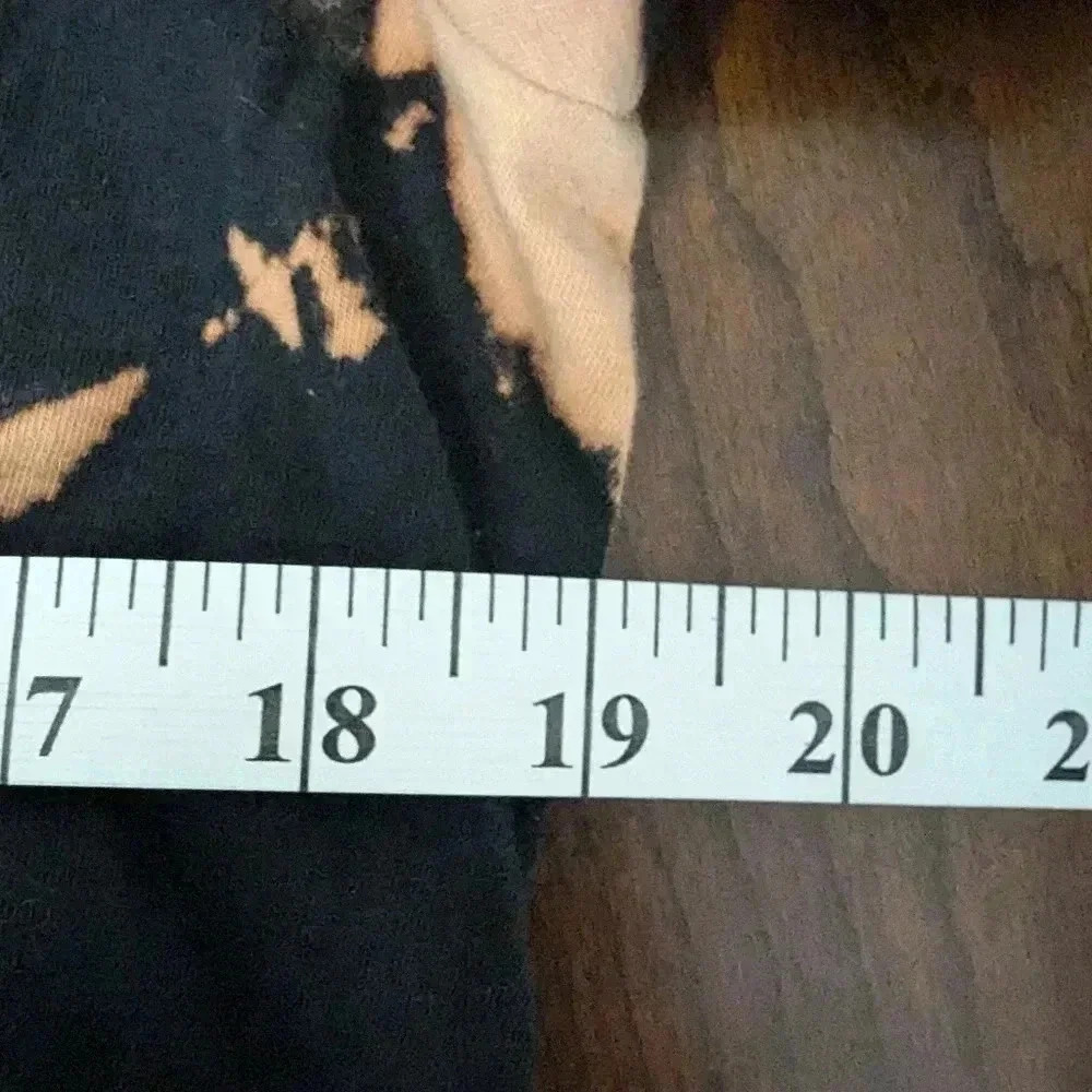 2/$10 Tom and Jerry Tee - Picture 7 of 7